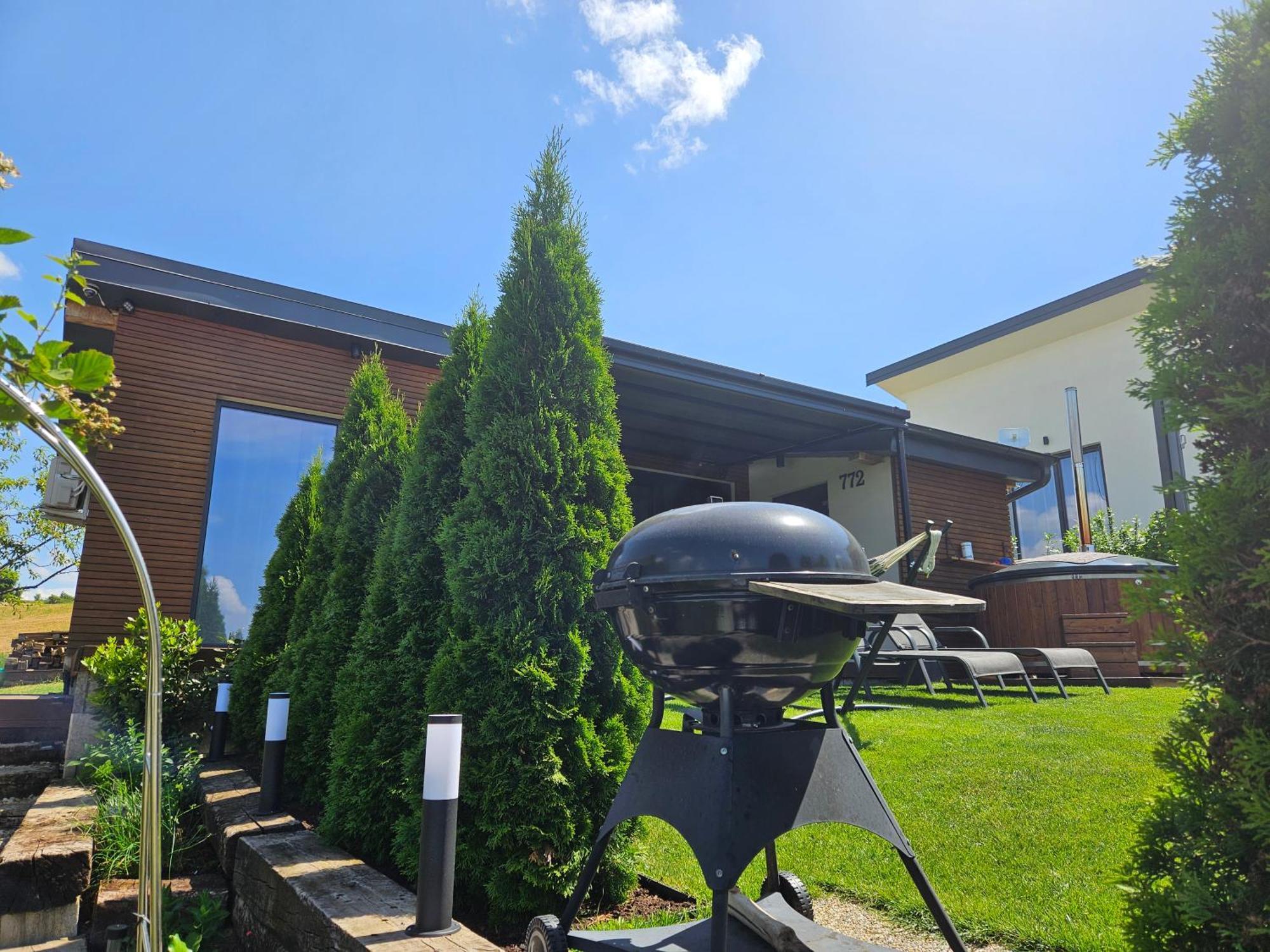 Apartman Cassovia Holcikovce Exterior foto